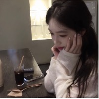 小董没头绪